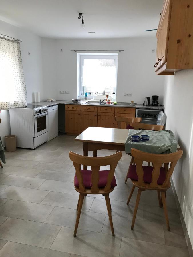 Family Like Apartment Pfaffing Екстериор снимка